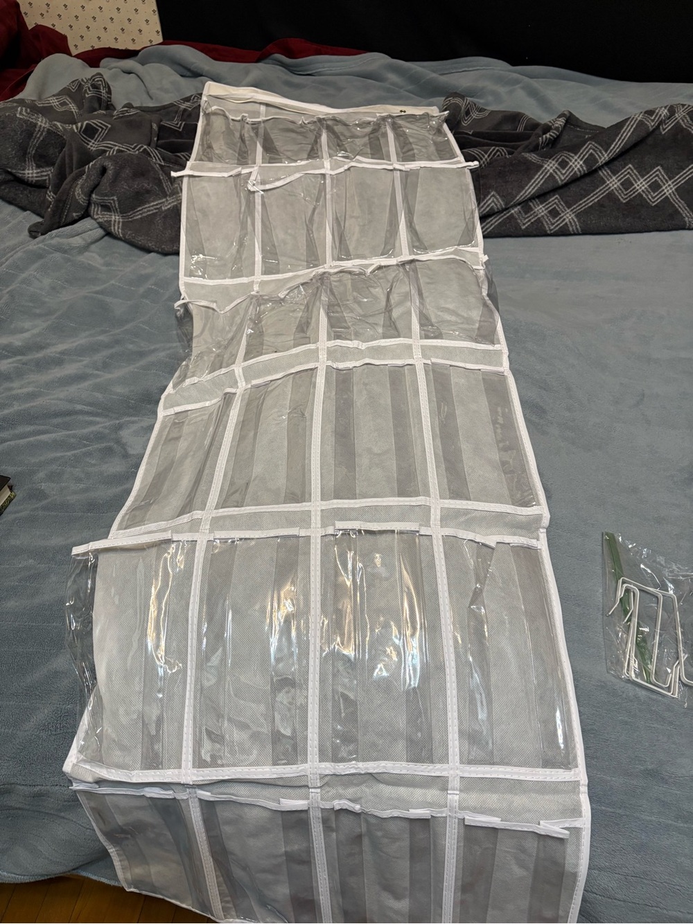 Mainstays Clear Hanging 24-Pocket Organizer - White